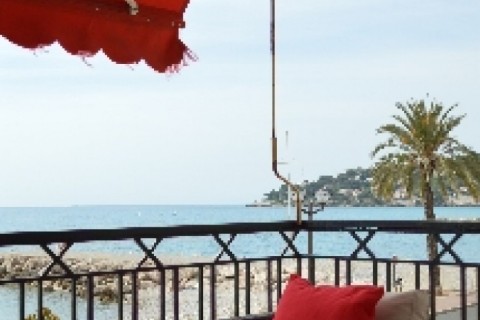 LUXUEUX APPART EN FRONT DE MER "PIED DANS L'EAU..." CÖTE D'AZUR EN FRANCE — photo 5